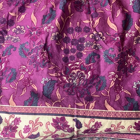 C&C California Boho Floral Print Flutter Sleeve Top NWT - Picture 5 of 8